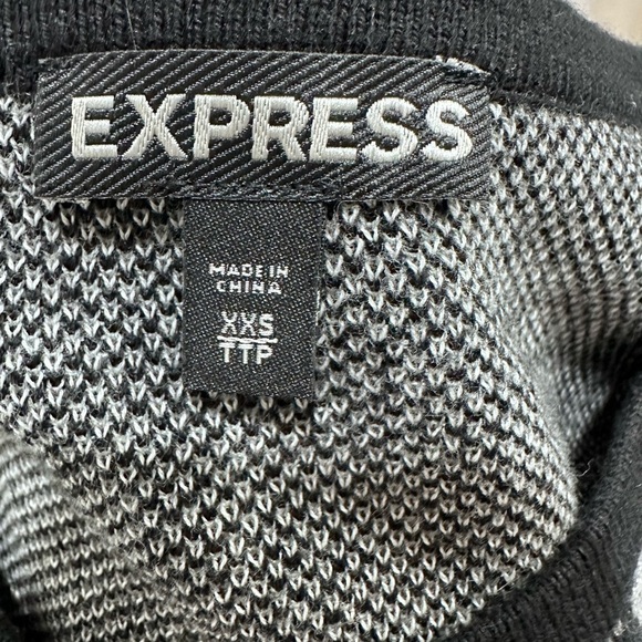 NWOT Express ~ Long Sleeve Animal Print Sweater Dress size XXS - Picture 6 of 7